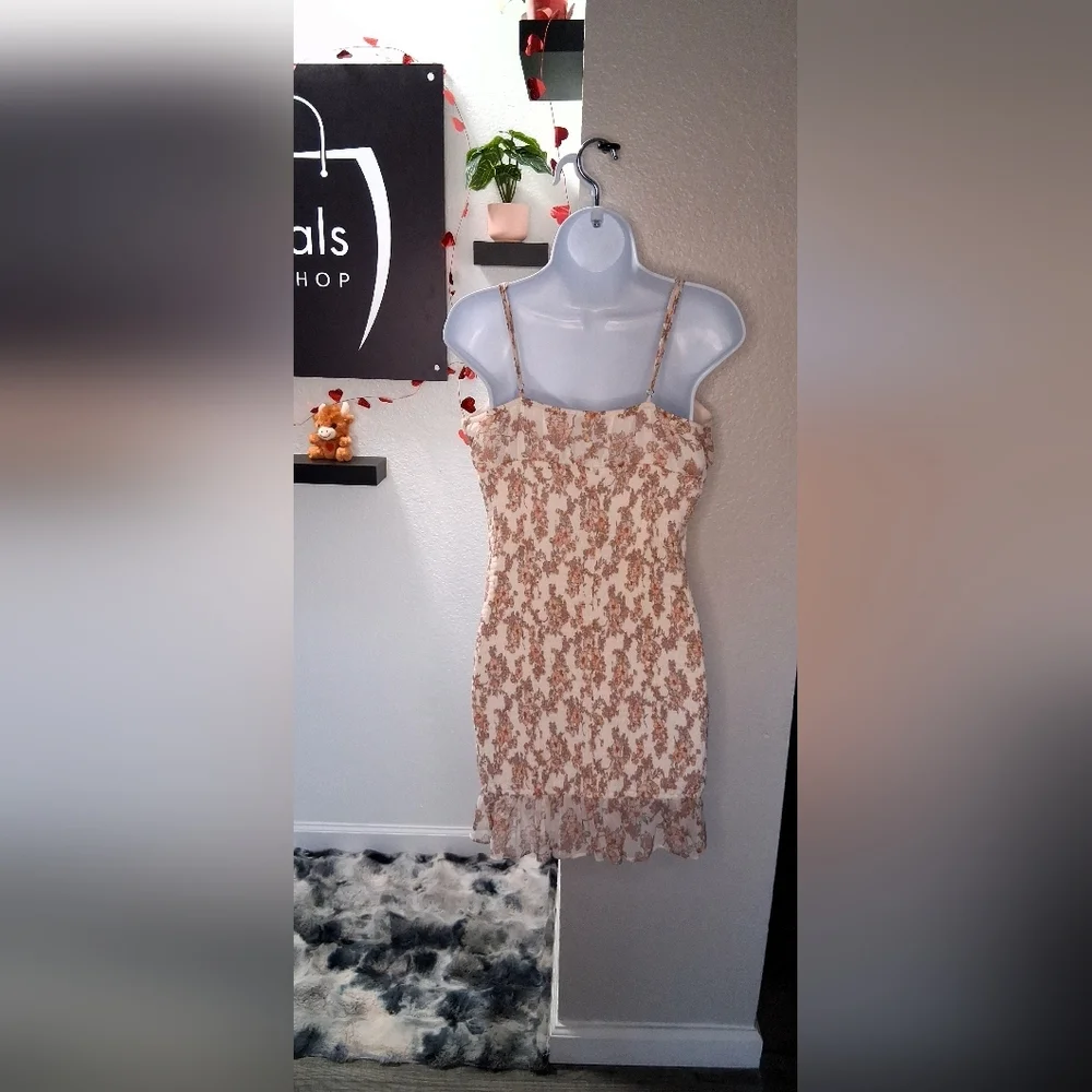 Floral Tie-Front Mini Dress - Picture 12 of 16